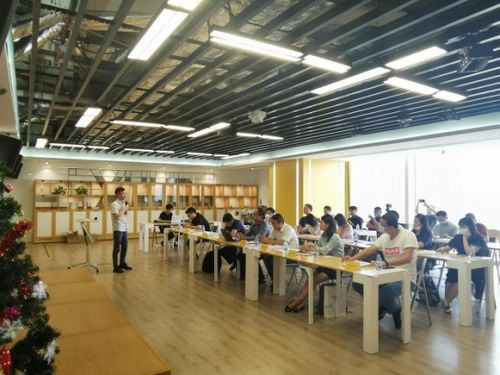 深物聯(lián)新基建技術(shù)產(chǎn)品交流會成功舉辦，助推技術(shù)開發(fā)創(chuàng)新
